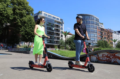 130W Electric Scooter 16KM/H LED Light Folding Portable electric scooter